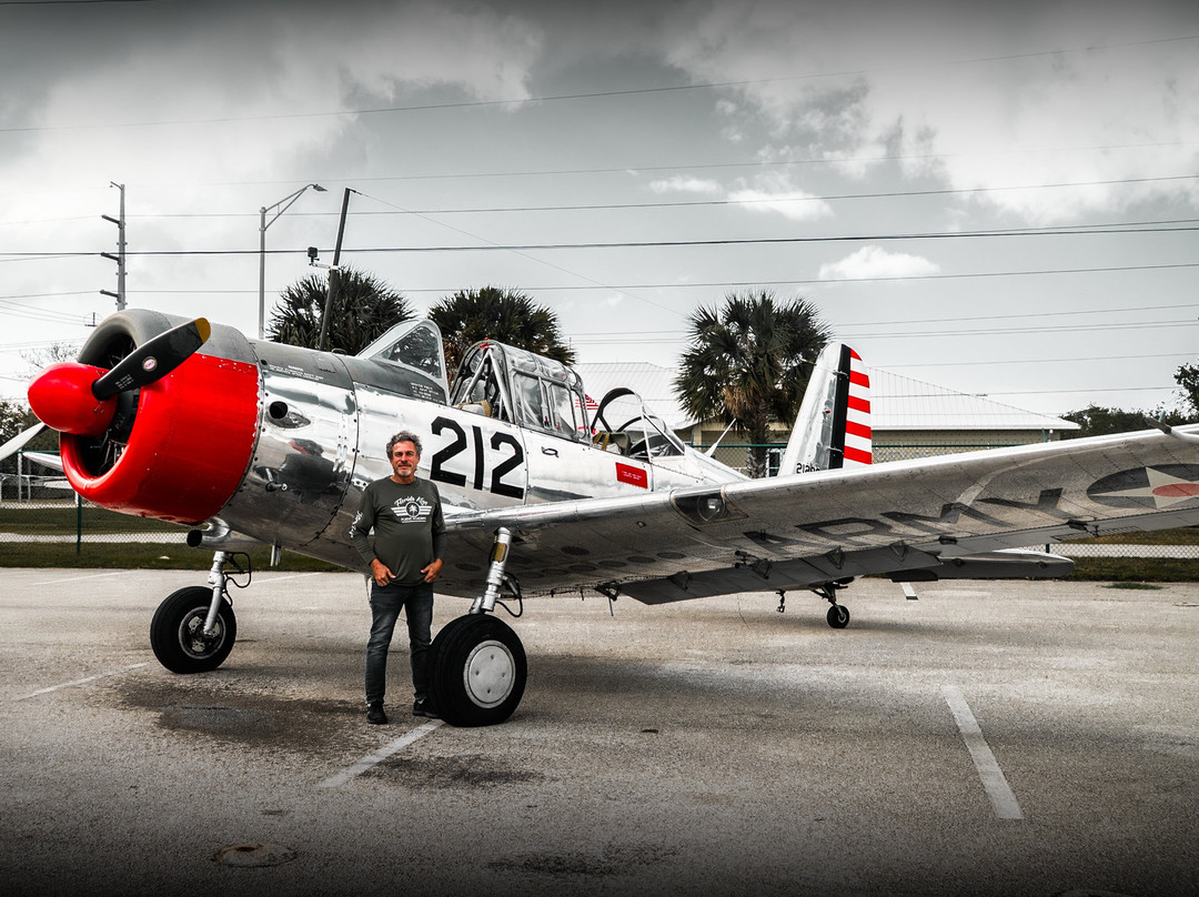 Island Warbirds Aerial Rides景点图片