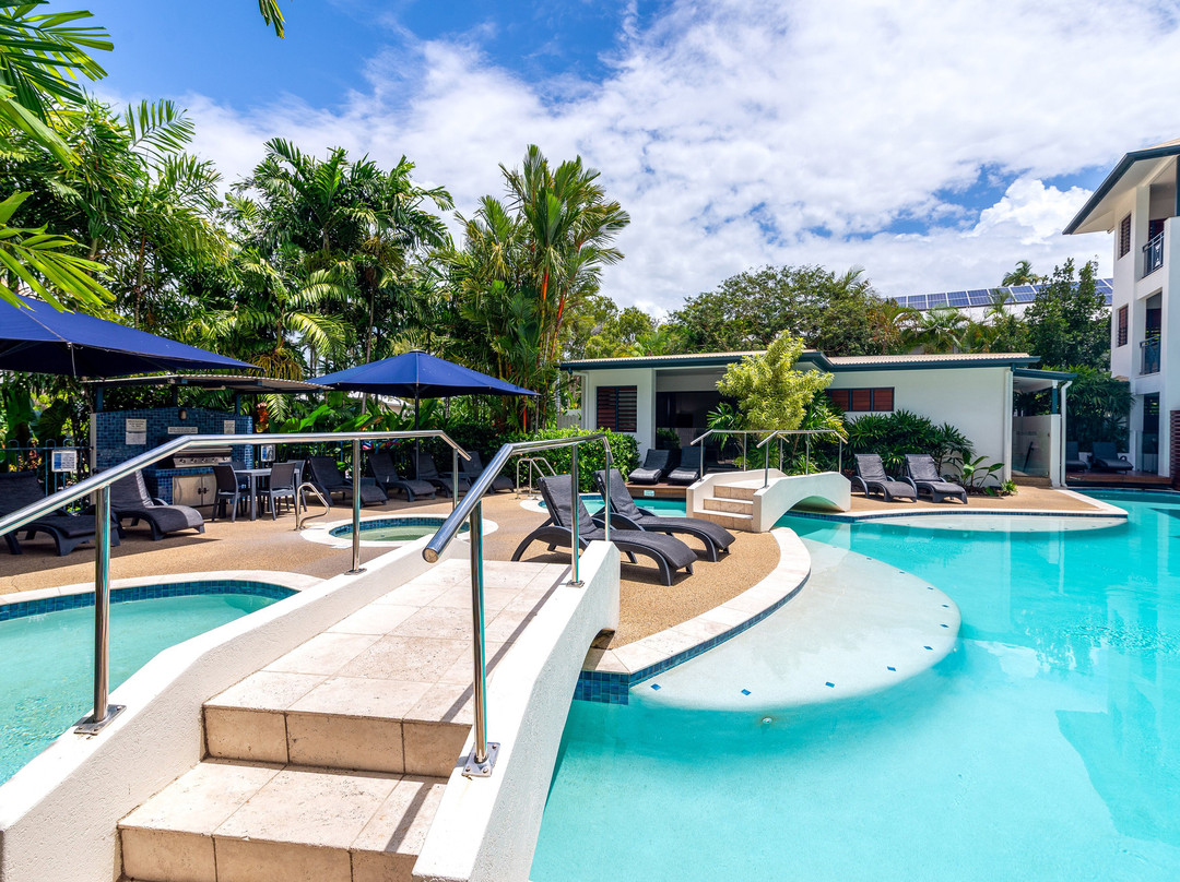 里迪安道格拉斯港酒店主图