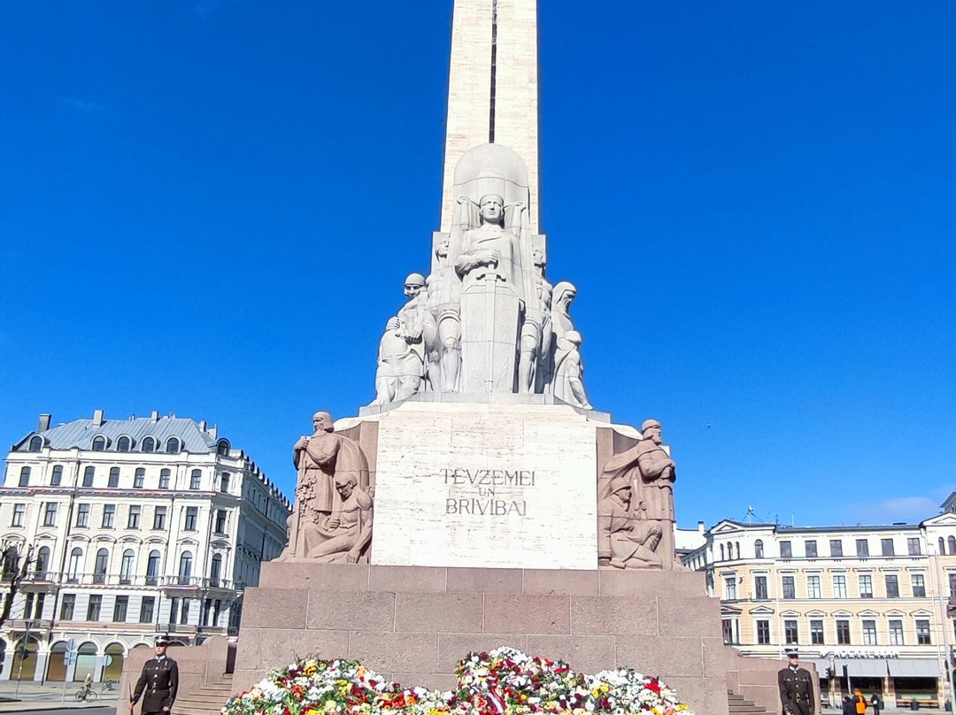 Freedom Monument景点图片