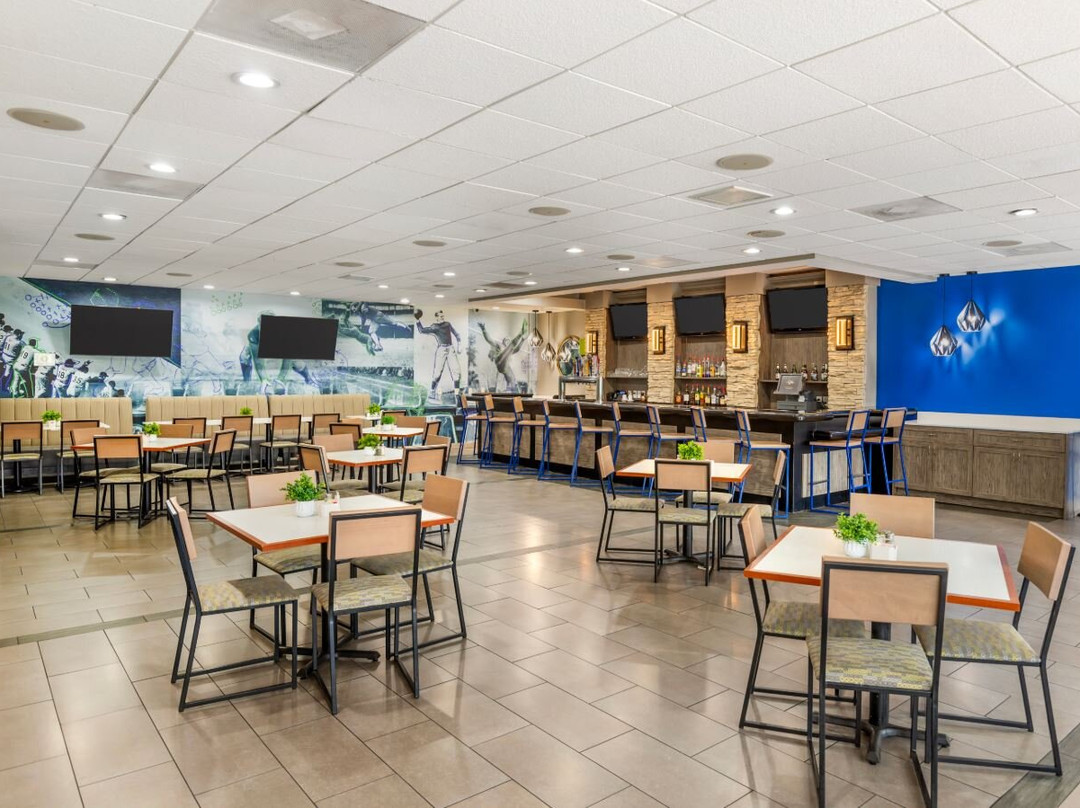 Victory Bar and Grill