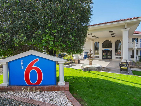 Motel 6 Chandler