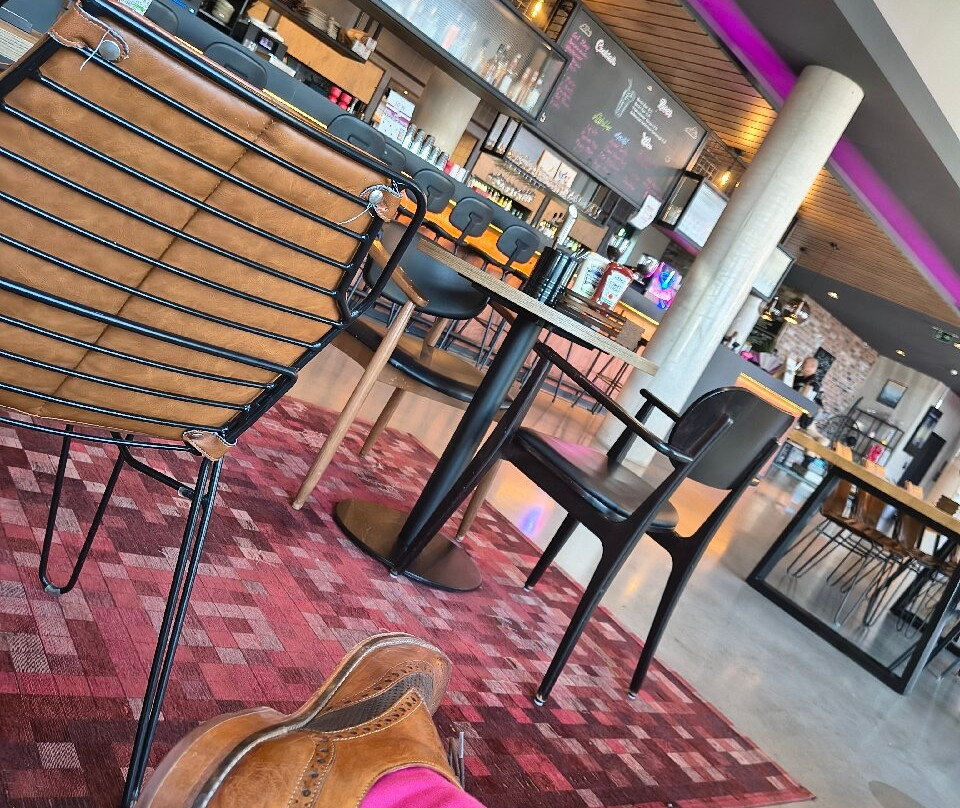 Moxy Frankfurt Airport Kelsterbach主图