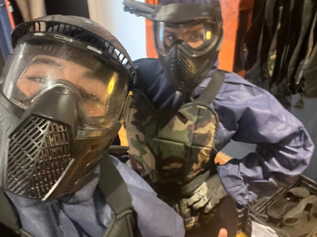 Karnage Club - Lancer de Haches Rage Room & Karaoké Boxs景点图片