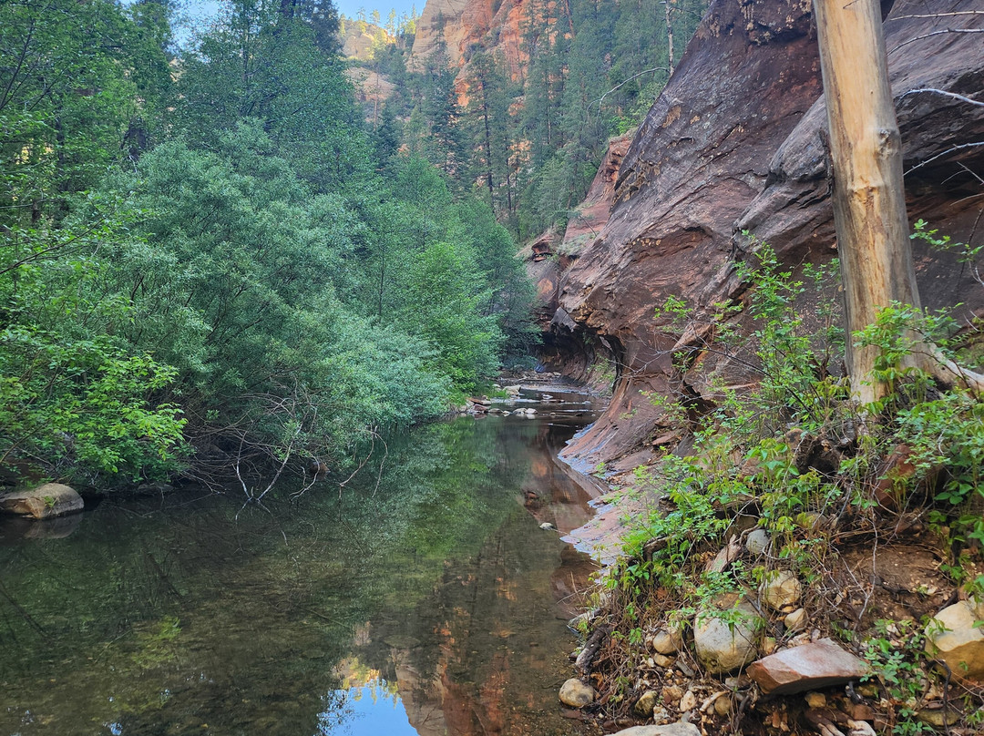 West Fork Oak Creek Trailhead景点图片