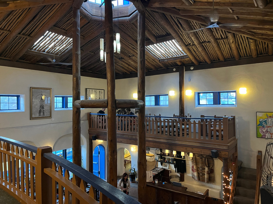 陶斯历史酒店主图