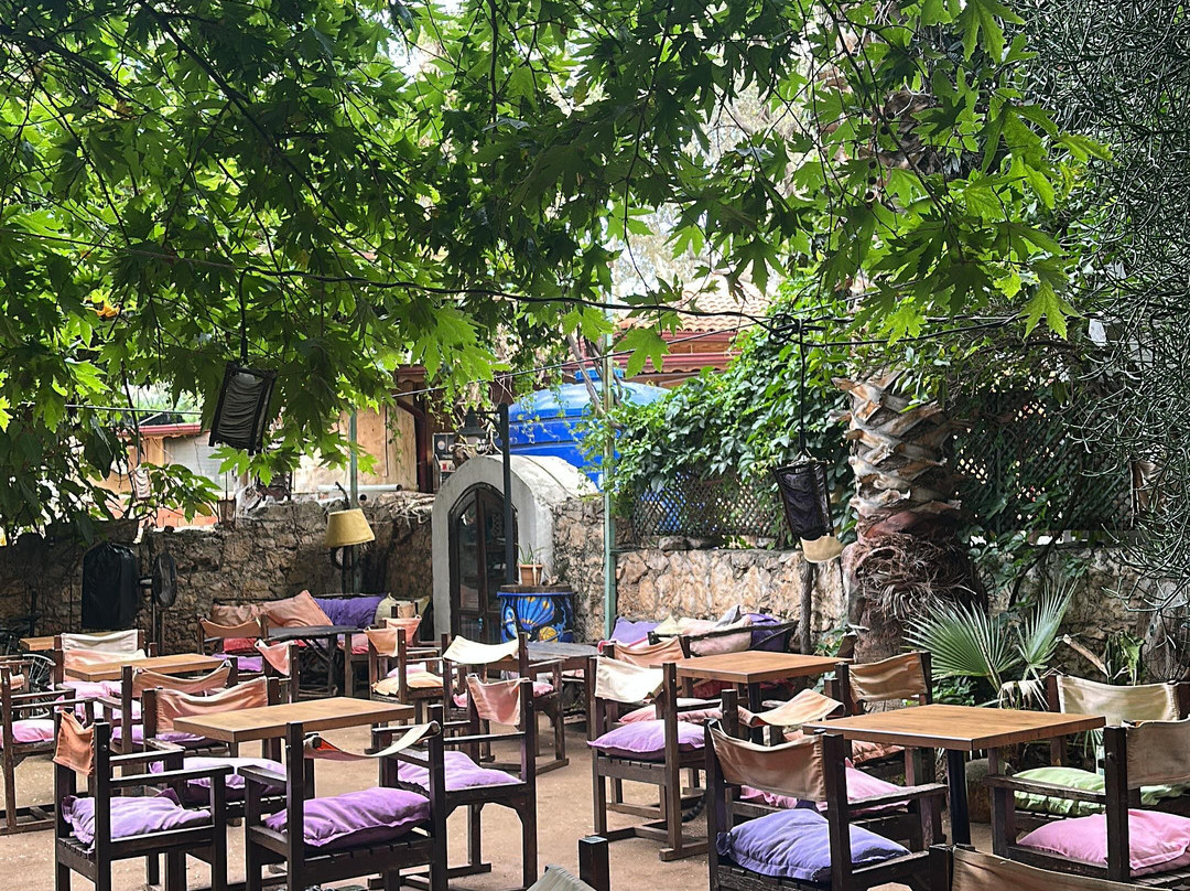 Hideaway Cafe & Bar-卡斯必去景点