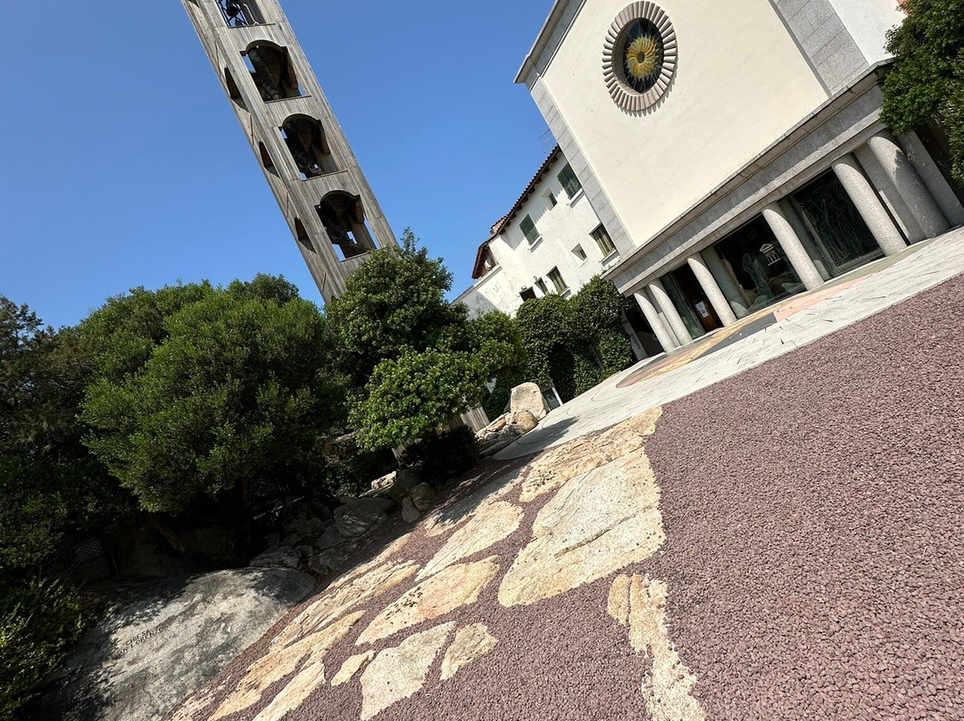 Chiesa San Lorenzo-Porto Rotondo必去景点