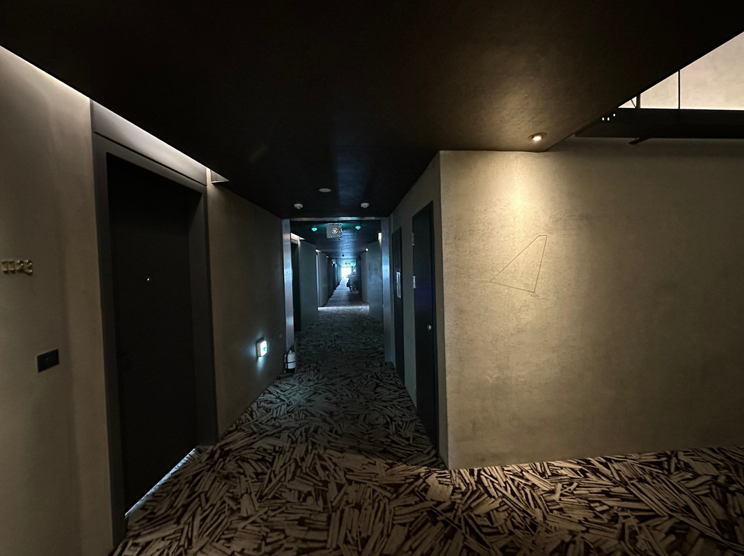 鸟巢酒店主图
