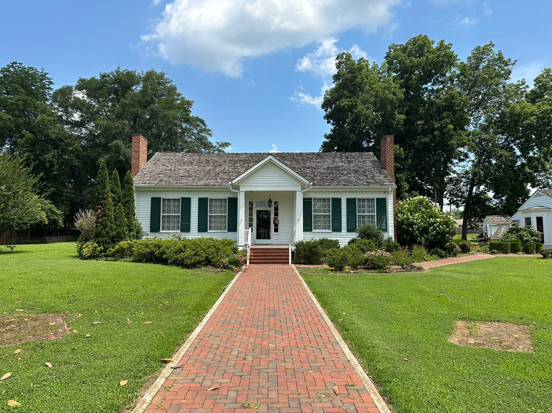 Ivy Green-Tuscumbia必去景点