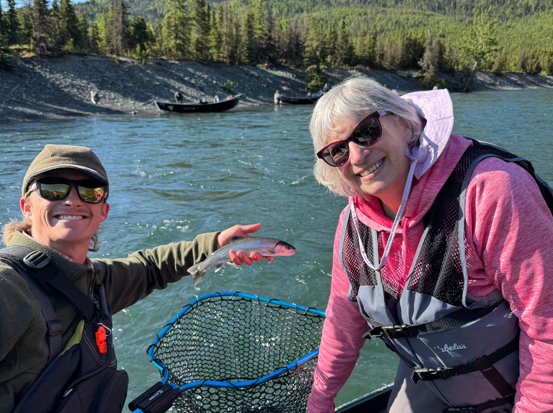 Five Dogs Fishing-Cooper Landing必去景点