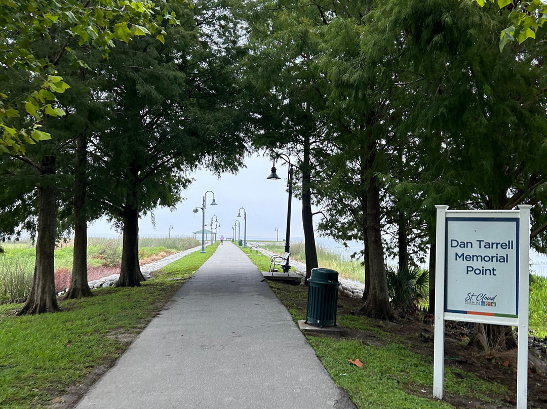 Dan Tarrell Memorial Point-圣克劳德必去景点