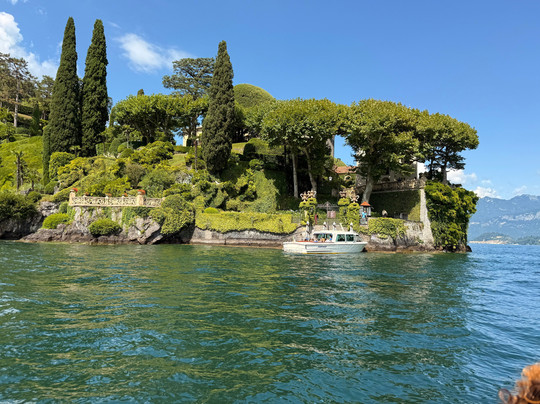 Trenodisailing-瓦伦纳必去景点