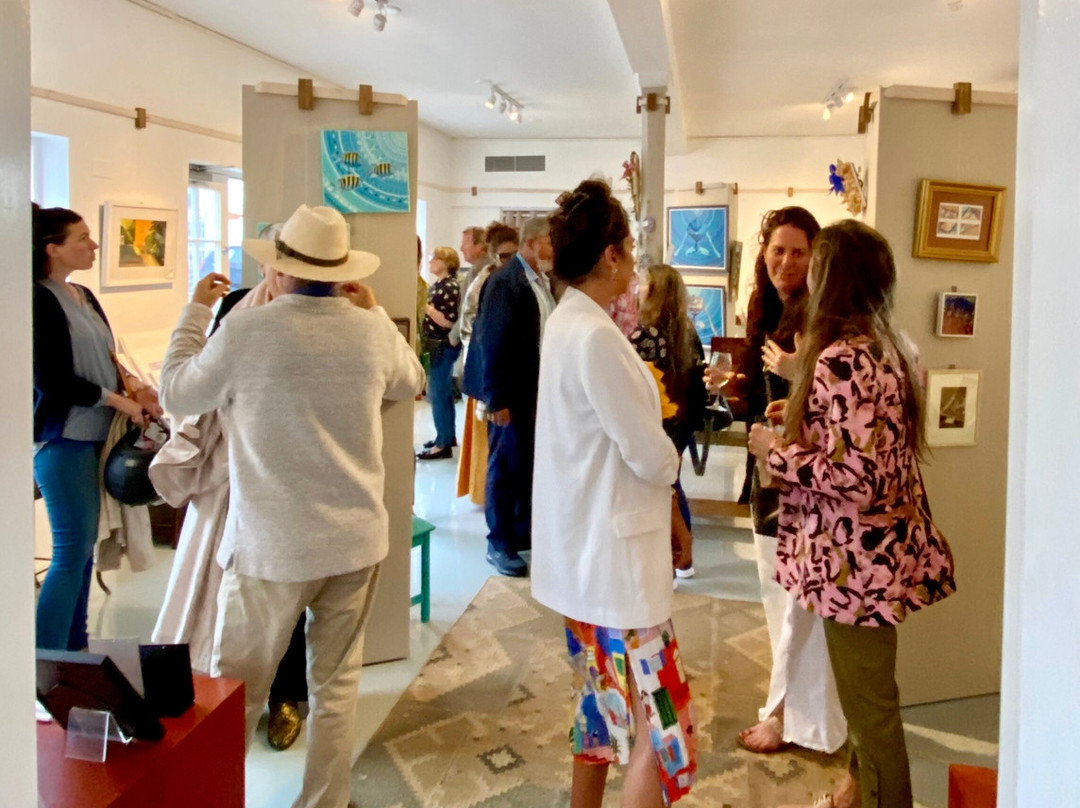 The Dragon's Lair Gallery-圣乔治必去景点