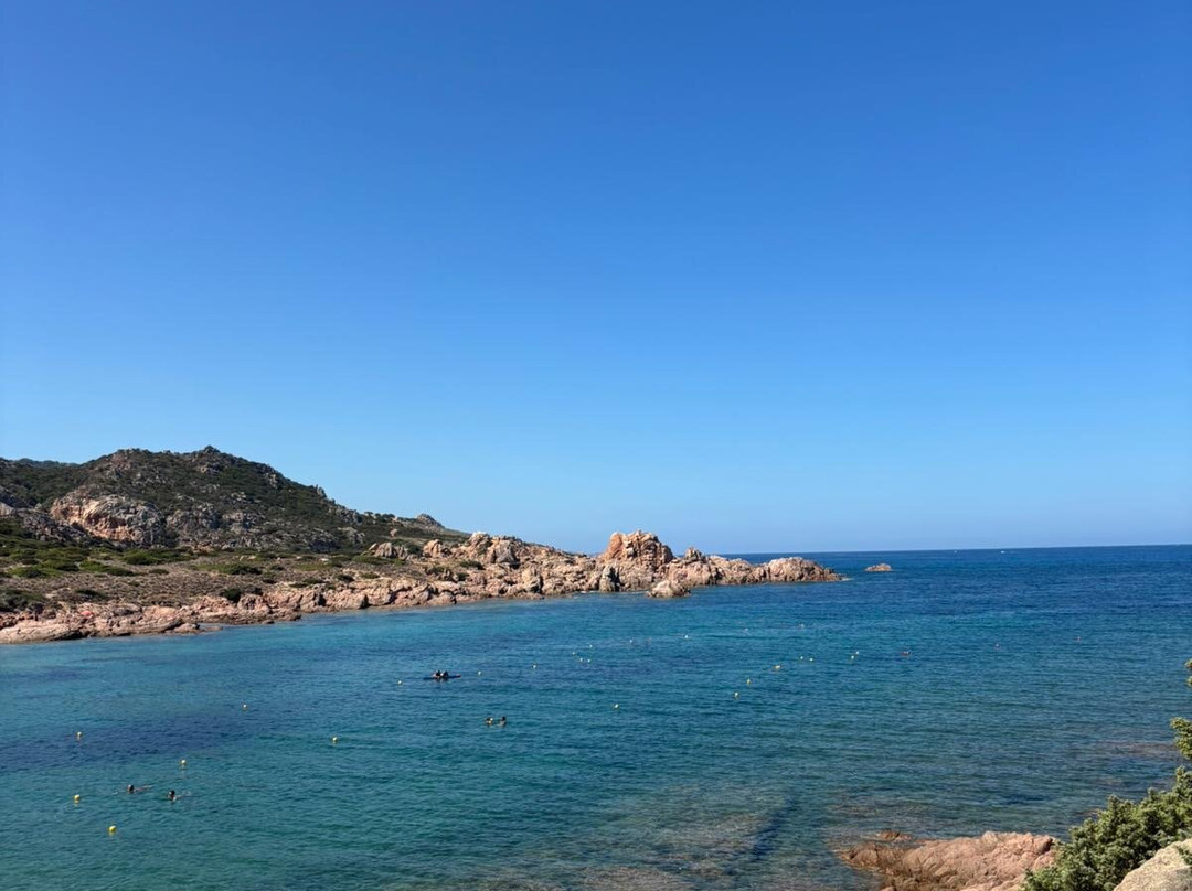 Spiaggia Cala Sarraina-Trinita d'Agultu e Vignola必去景点