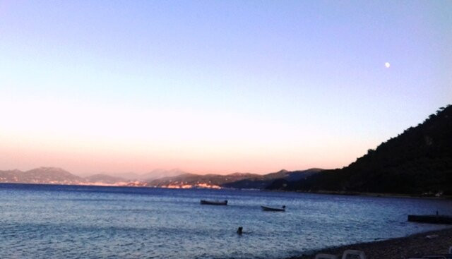 Mourtia Beach-Vathy必去景点