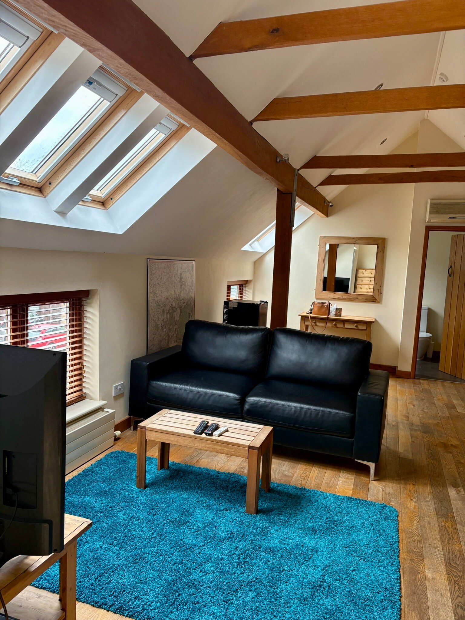 The Saracens Head Inn-官方