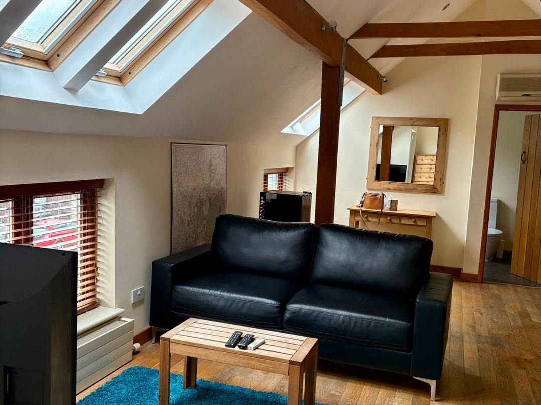 The Saracens Head Inn主图