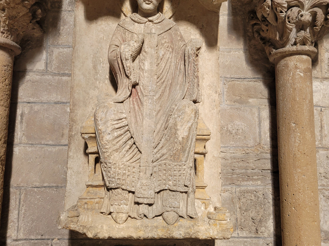 Cathedrale St-Etienne-Sens必去景点