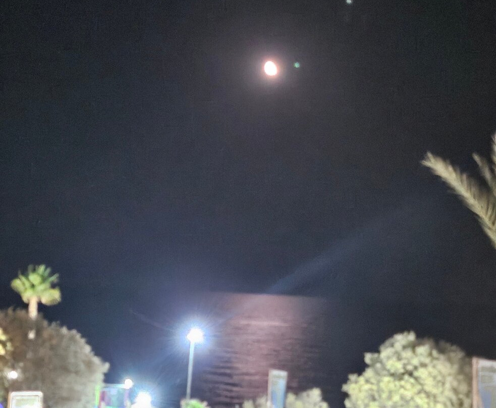 艾尔庞塔佐III酒店主图