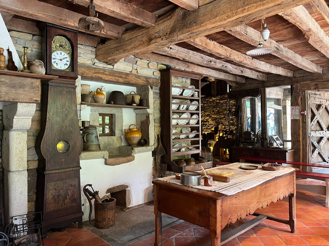 Pyrenean Writing Retreats-Ituren必去景点