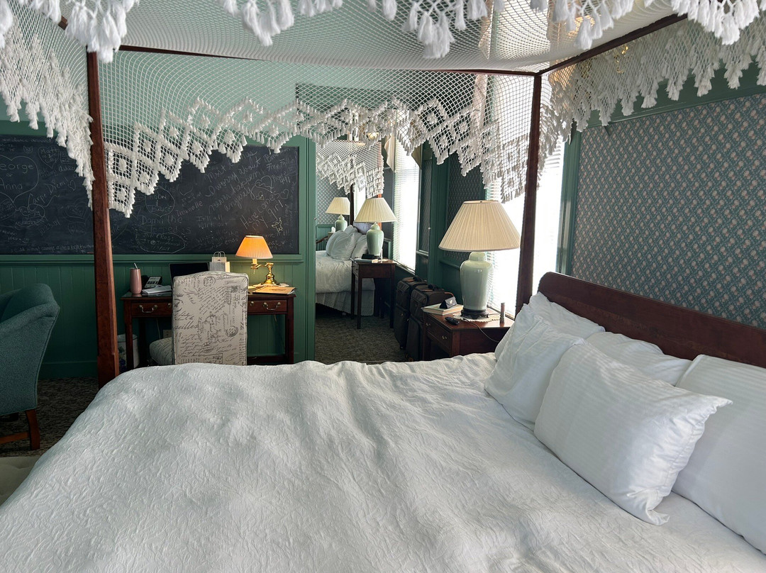 香贝里旅馆主图