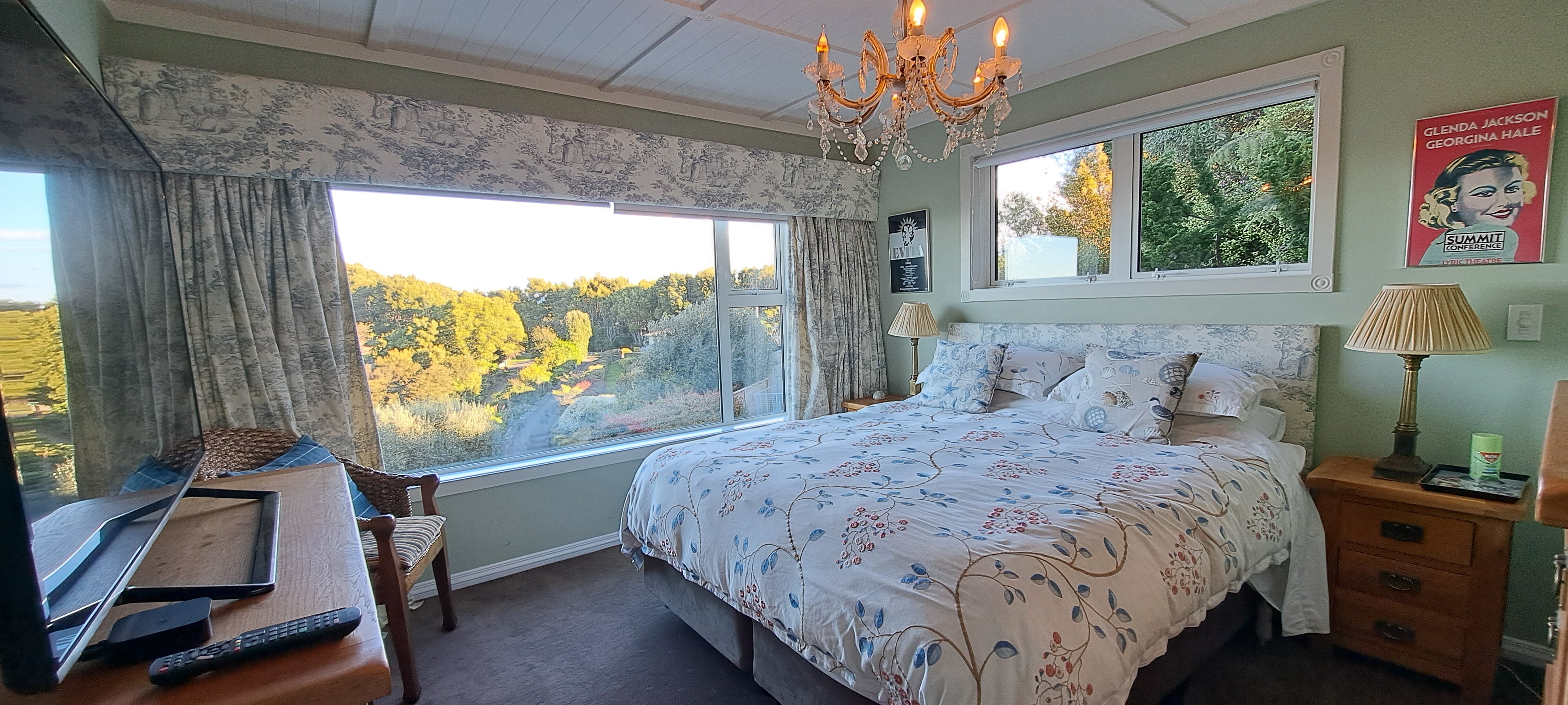 Bayview Valley Lodge-客卧