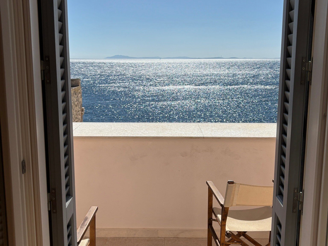 Apollonion Palace主图