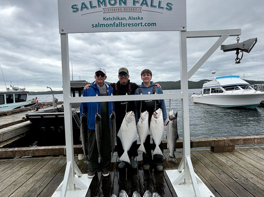 Salmon Falls Resort主图