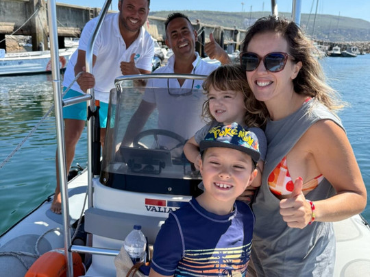 100Salpicos Boat Tours-塞新布拉必去景点