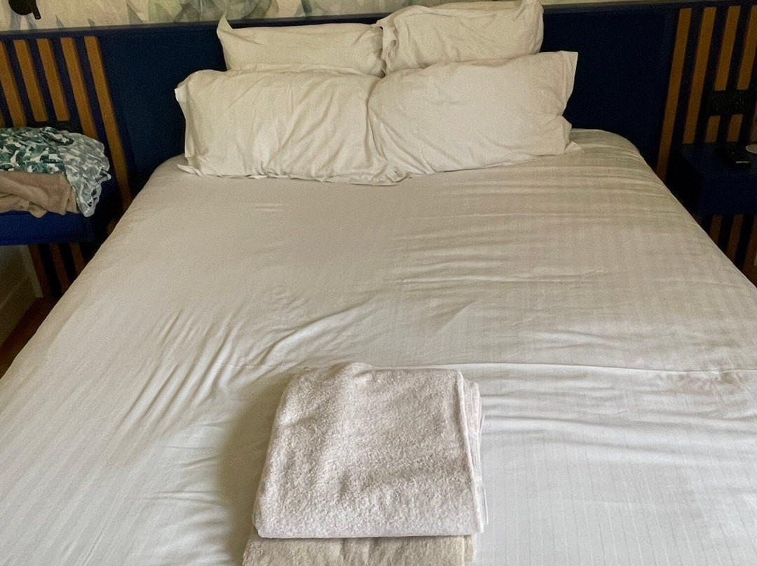 卡斯特尔弗勒里酒店主图