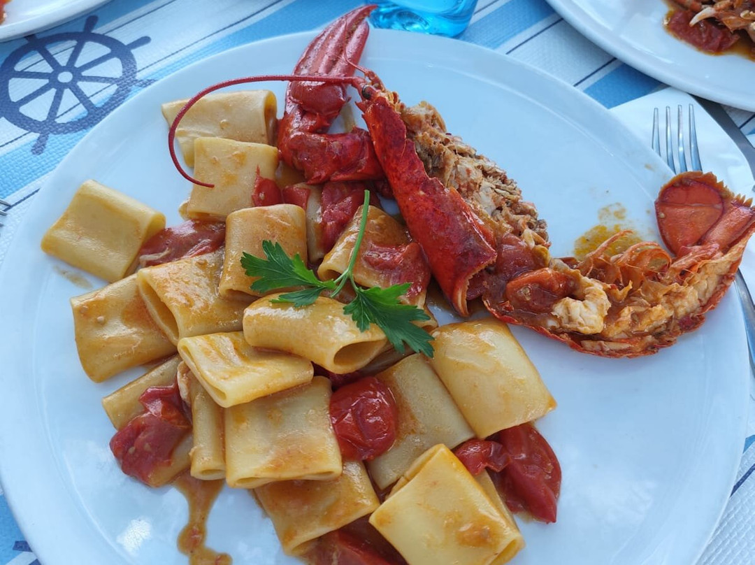 Bar Leonardo-Cariati必去景点