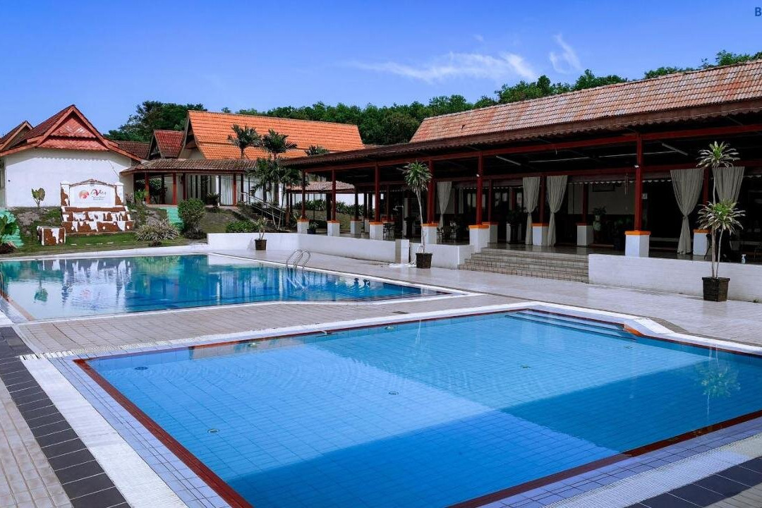 Lovita Tanjung Bidara Beach Resort