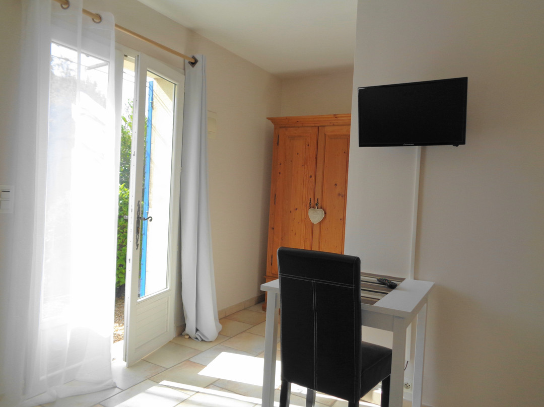 Le Clos Des Lavandes主图