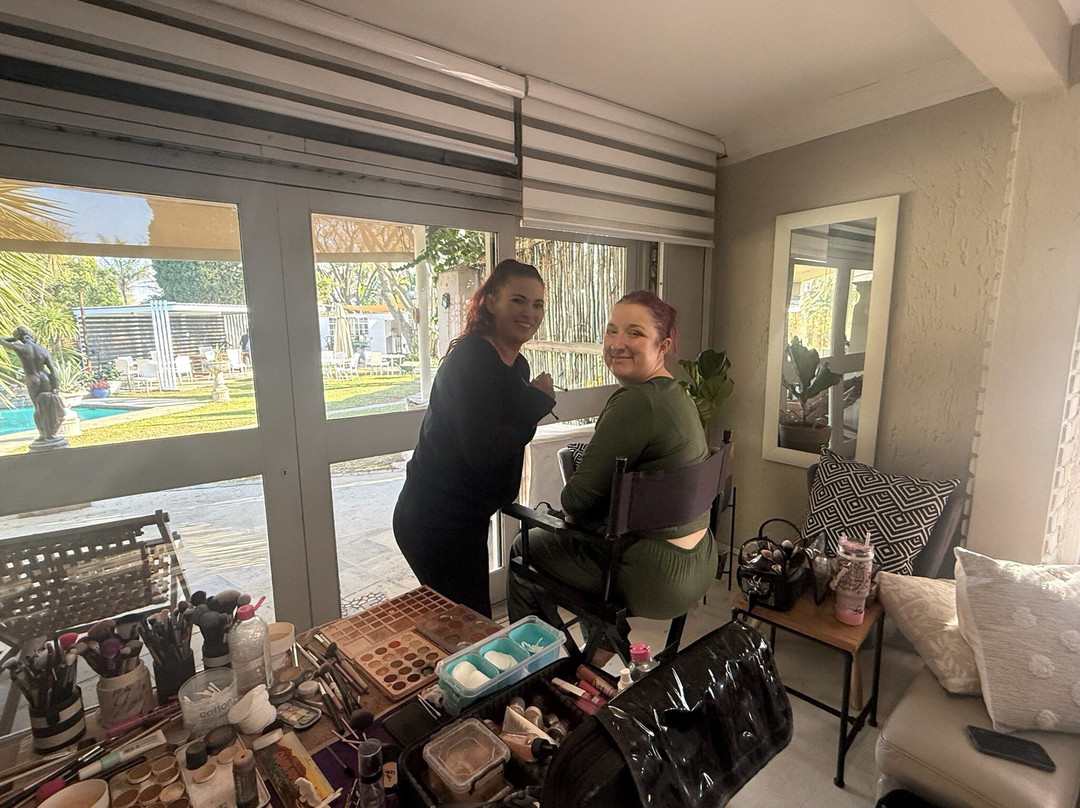 25 On Chrisoliet主图