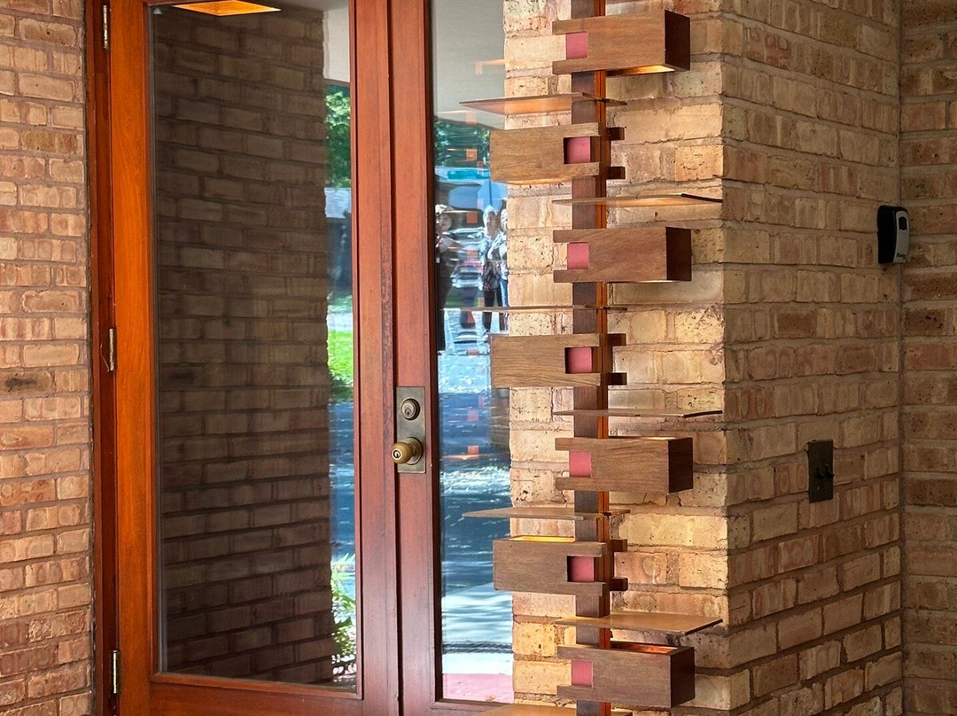 Frank Lloyd Wright's Laurent House-罗克福德必去景点