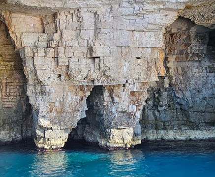 Nemo - Vis-维斯必去景点