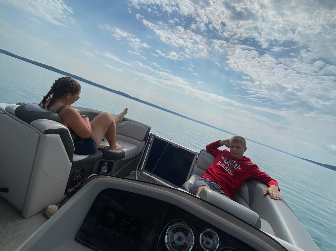 Northaire Resort Pontoon Rental-Bellaire必去景点