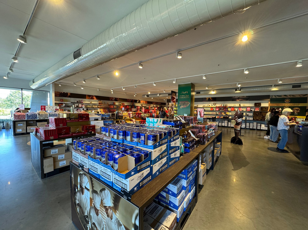 Lindt Chocolate Factory Outlet-Marsden Park必去景点