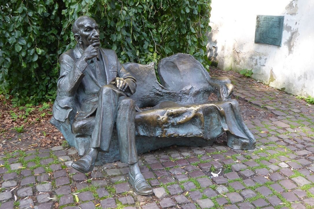 Statue of Jan Karski-克拉科夫必去景点