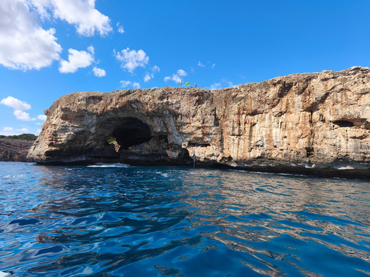 Atrevida  Sport Yacht Charter-Portocolom必去景点