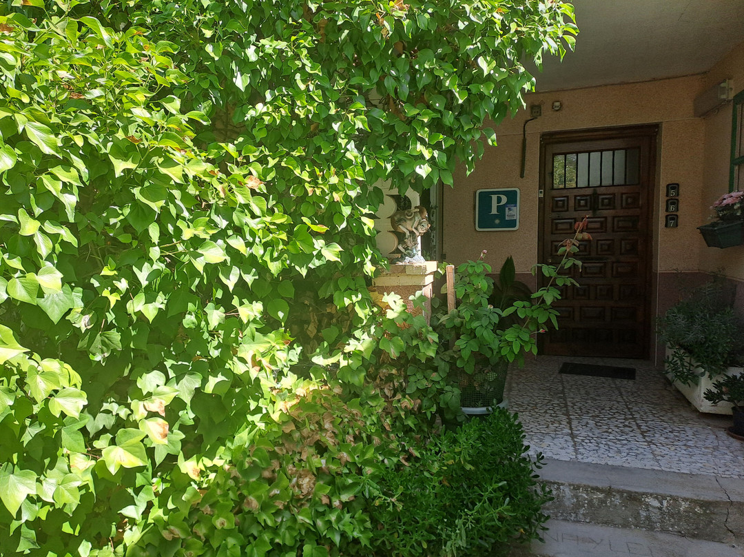 Altarejos酒店住宿-El Chalet