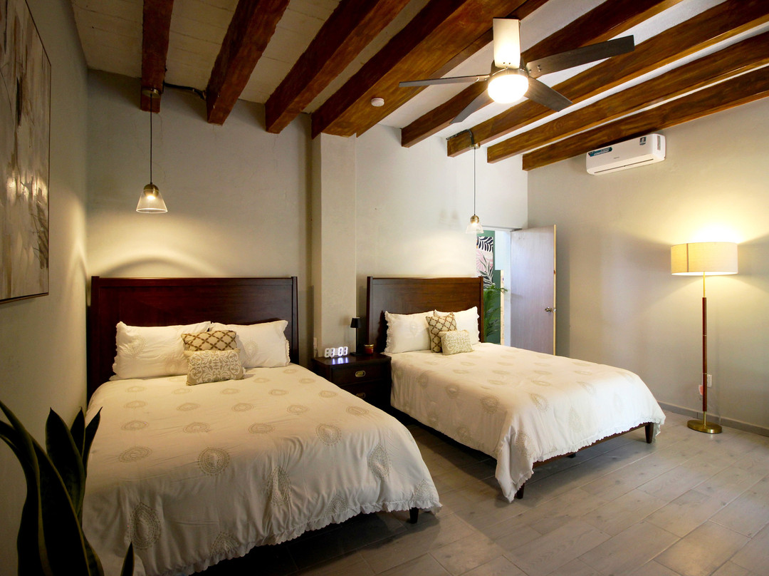 Los Laureles Hotel Y Centro De Convenciones主图