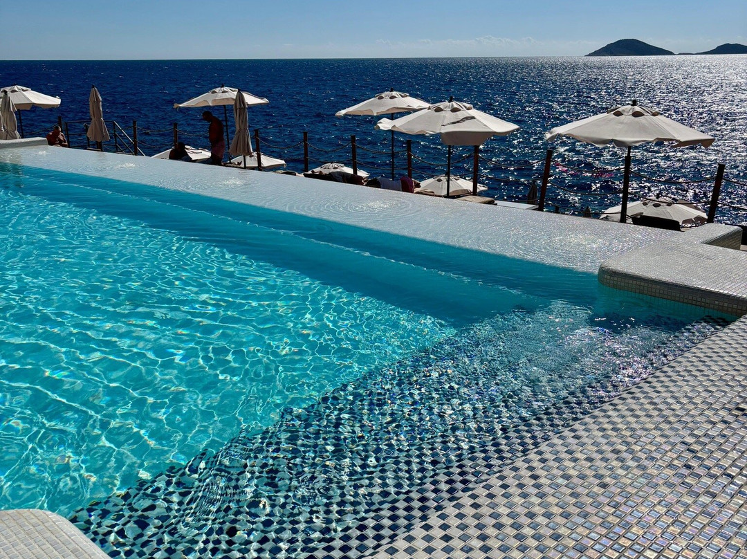 Lures Hotel Beach Club-卡斯必去景点