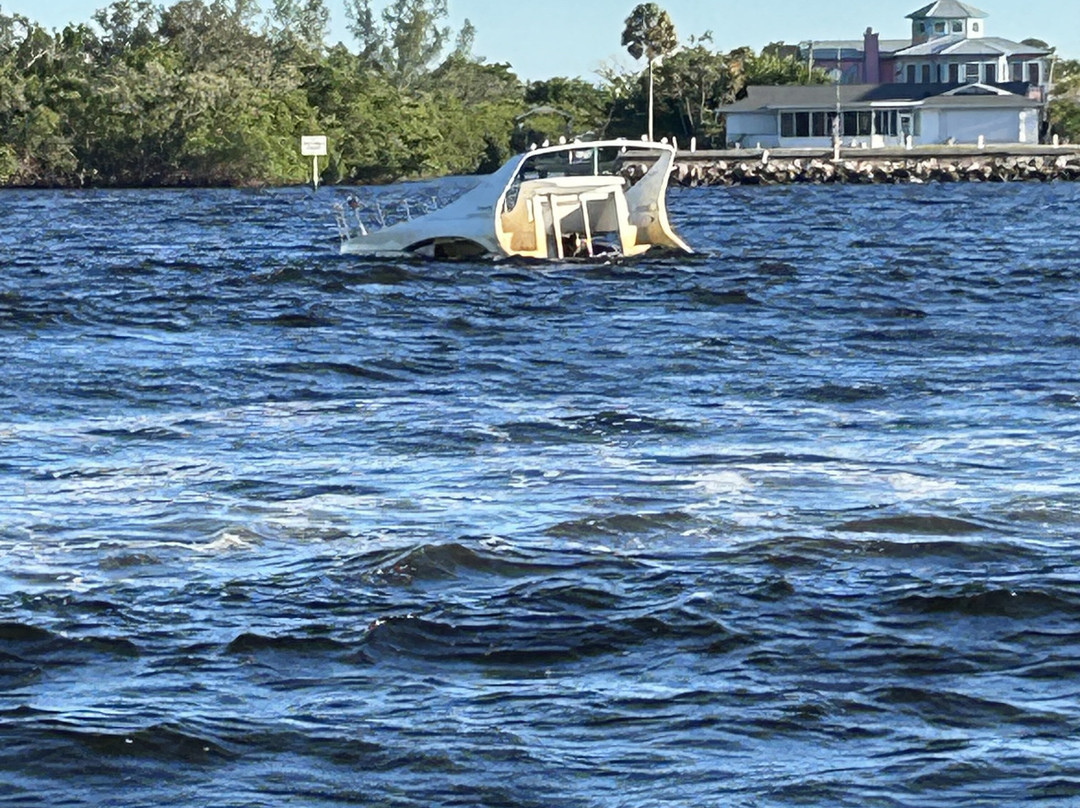 Latitudes Tours-Ruskin必去景点