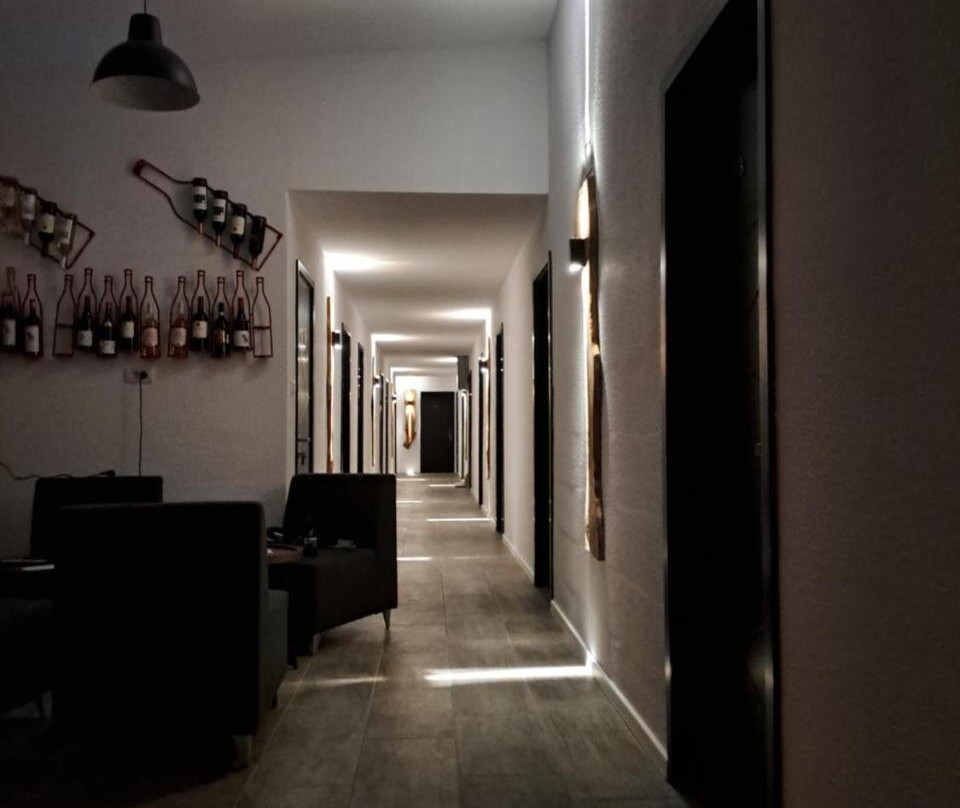 Borderline Accomodation