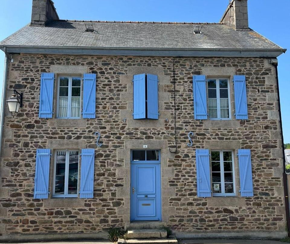 Maison Bleue Chambres D Hotes