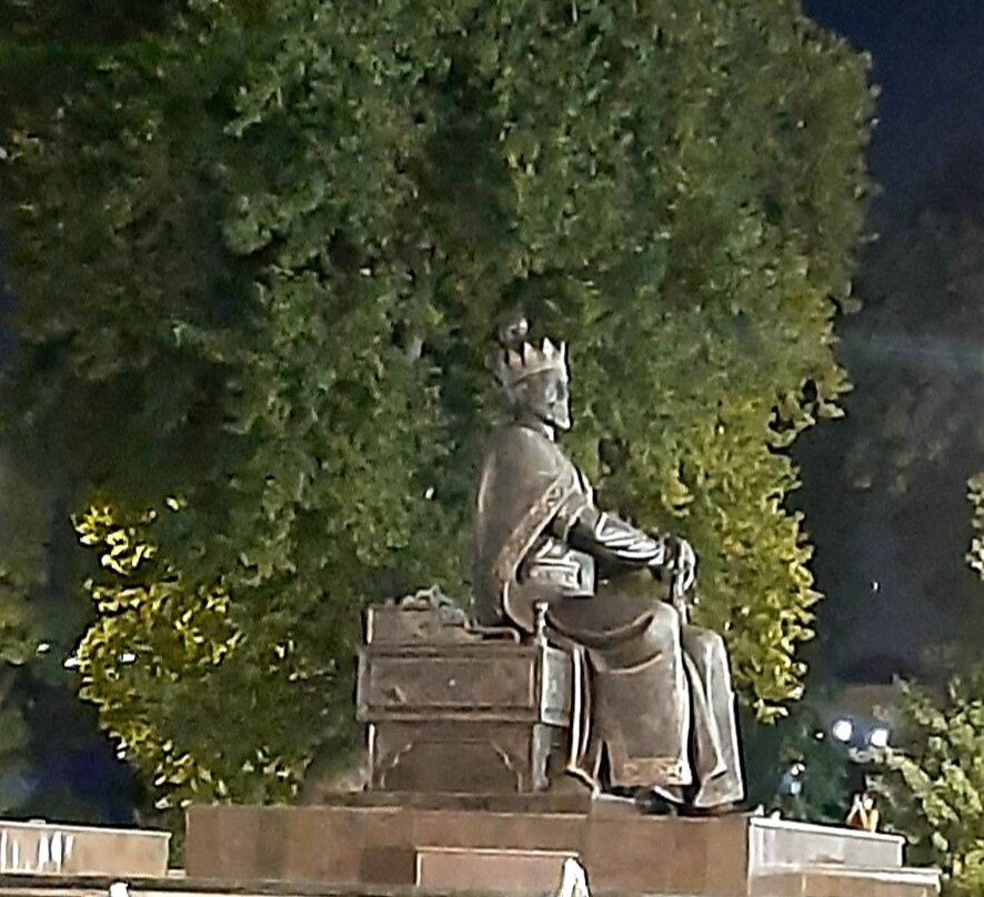 Statue of Amir Temur-撒马尔罕必去景点