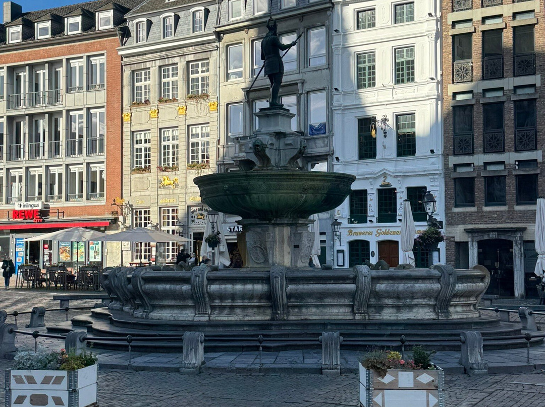 Karlsbrunnen-亚琛必去景点