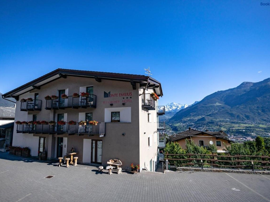 Pont Suaz酒店住宿-Hotel Monte Emilius