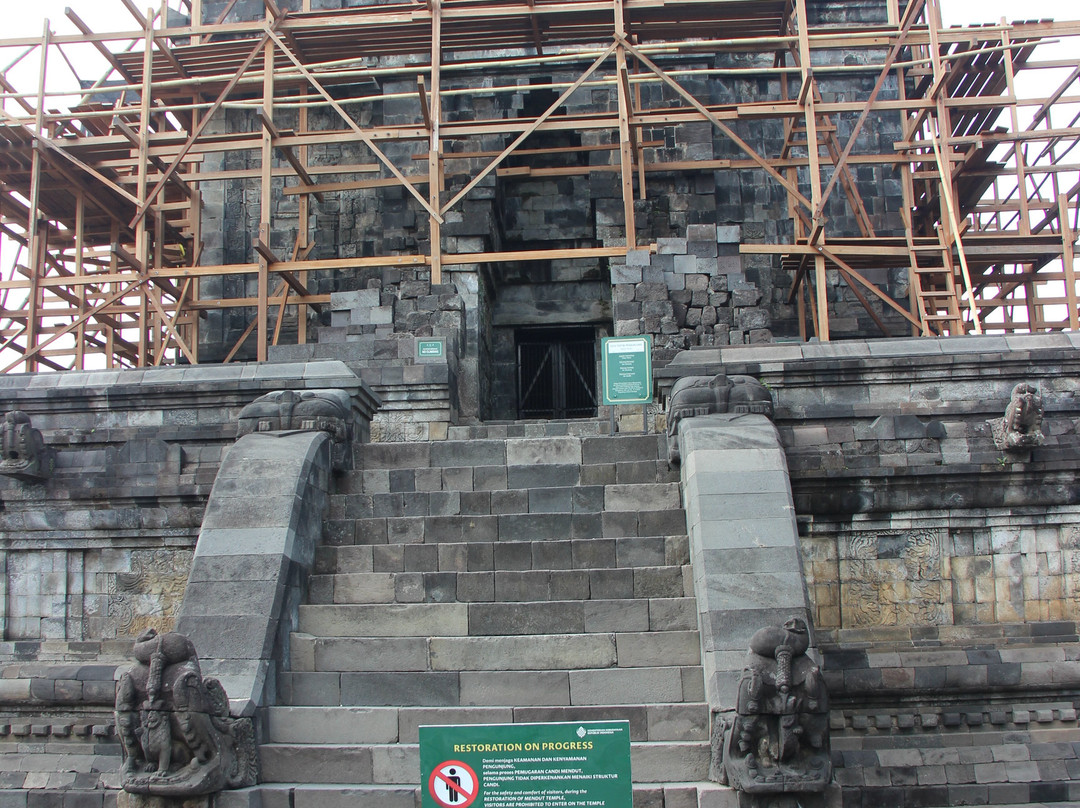 Candi Mendut (Temple)-Mendut必去景点